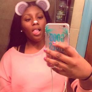 Meet your Posher, Siani